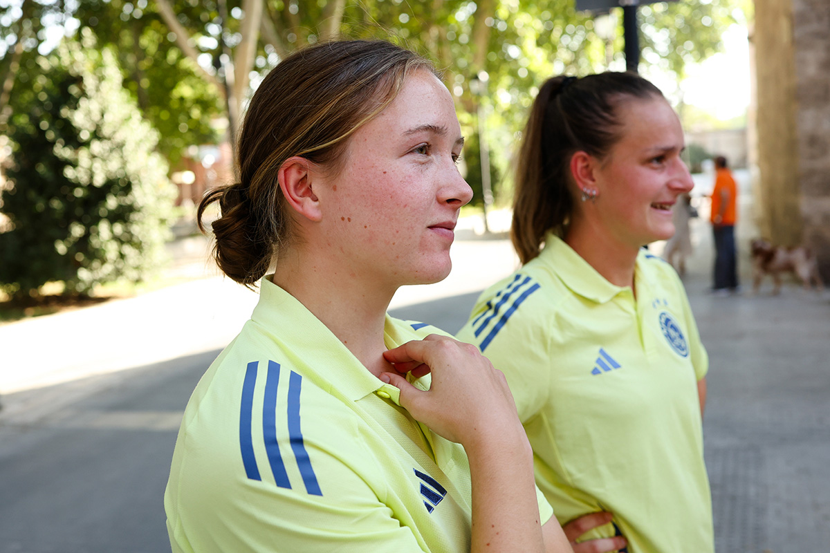 Ajaxvrouwen Madrid Vandevelde
