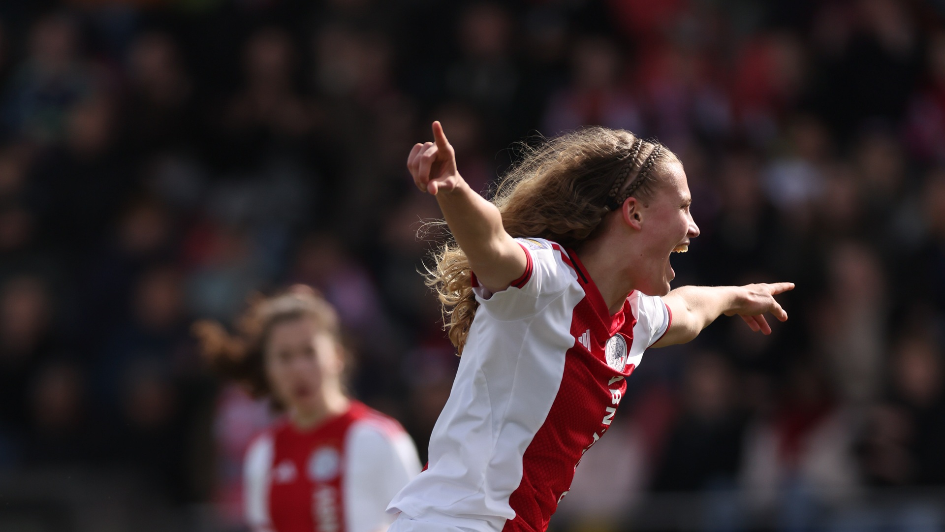Kip opnieuw matchwinner voor de Ajax Vrouwen, PEC Zwolle nipt verslagen