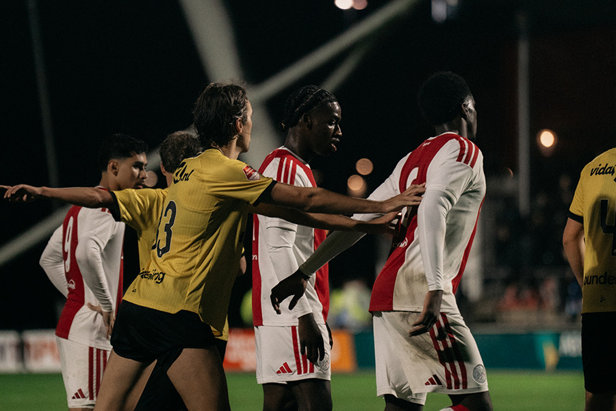 Jong Ajax VVV Duw 900