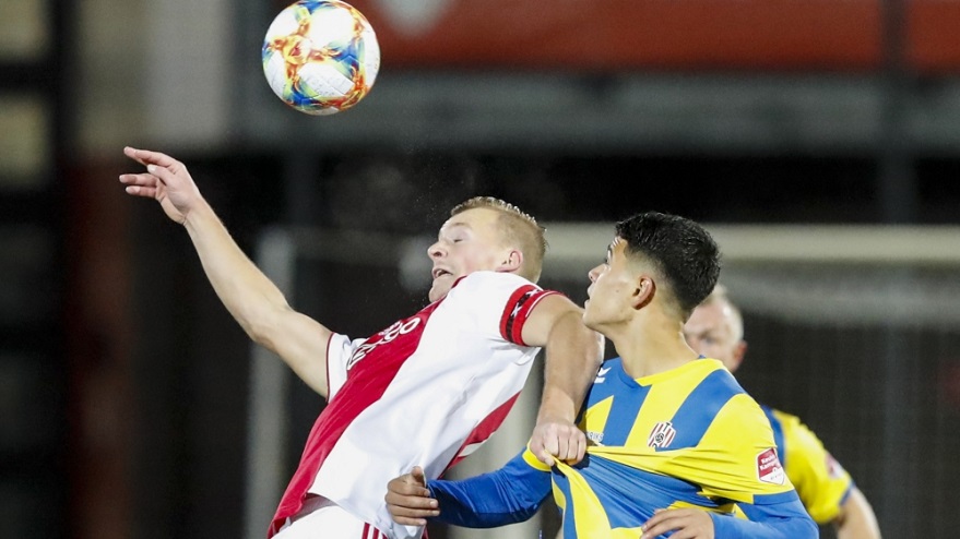 kleine-thuiszege-voor-jong-ajax-tegen-top-oss-2