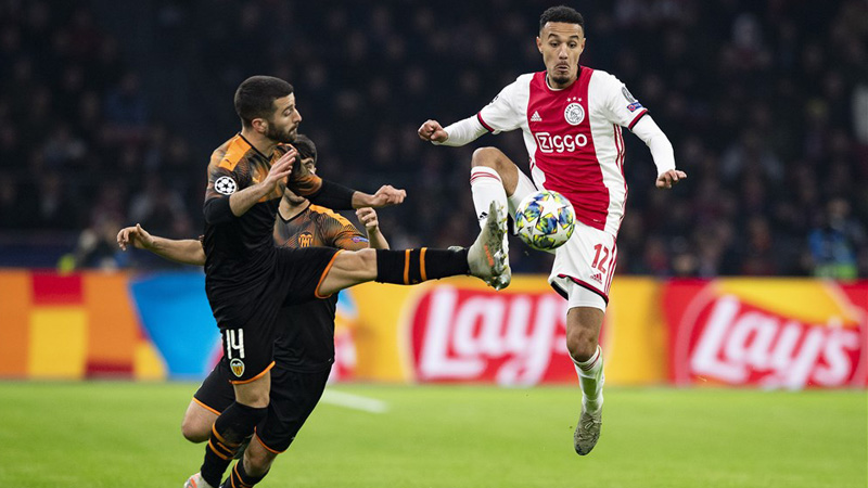 ajax-na-verlies-tegen-valencia-verder-in-europa-league-3