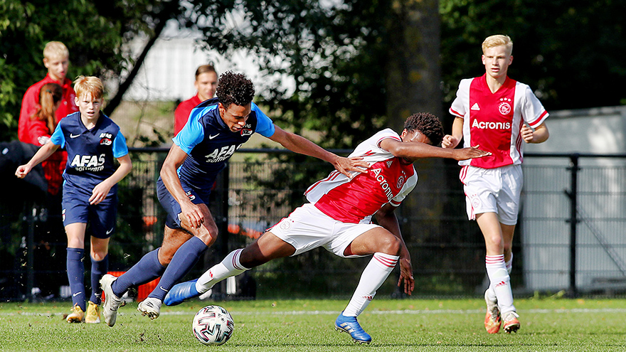 Ajaxazo16