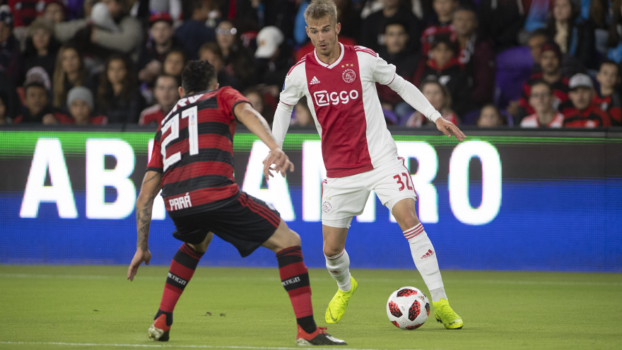 ajax-gelijk-tegen-flamengo-maar-ten-onder-in-penaltyreeks-11