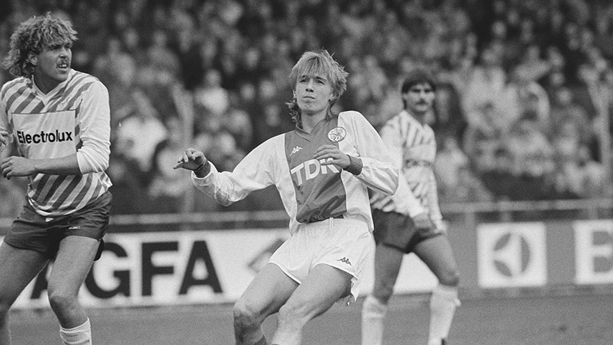 Debuut Witschge AZ Ajax 1989 04 880