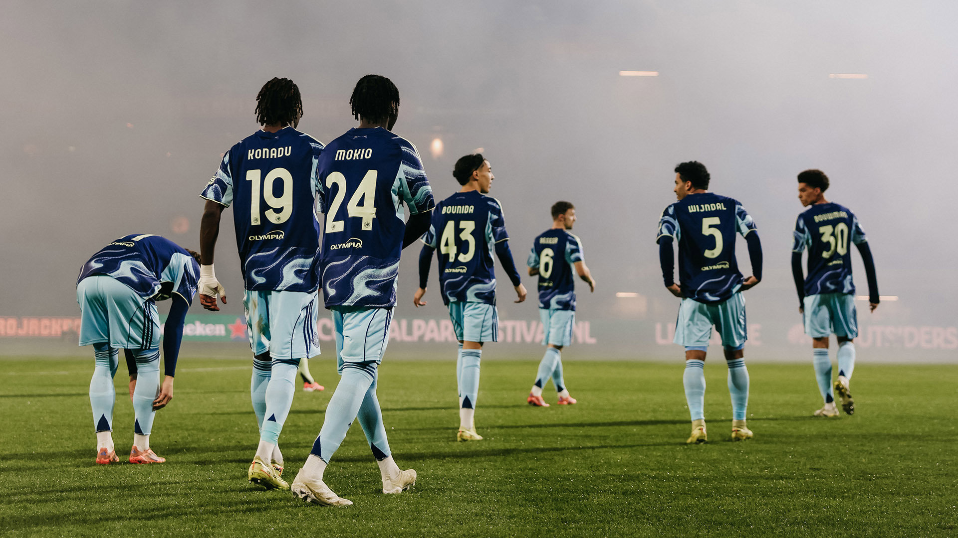 Team Rook Achtergrond 1920