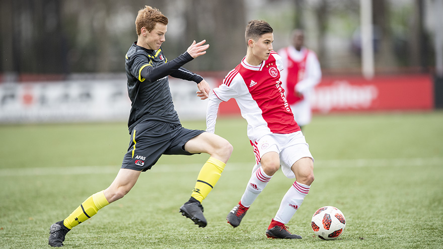toekomst-alert-miraculeuze-comeback-ajax-o19--25