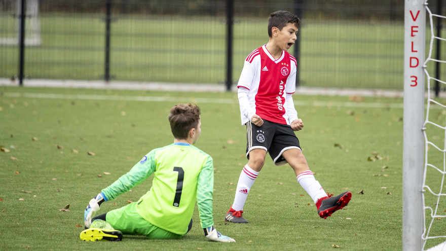 toekomst-alert-miraculeuze-comeback-ajax-o19--37