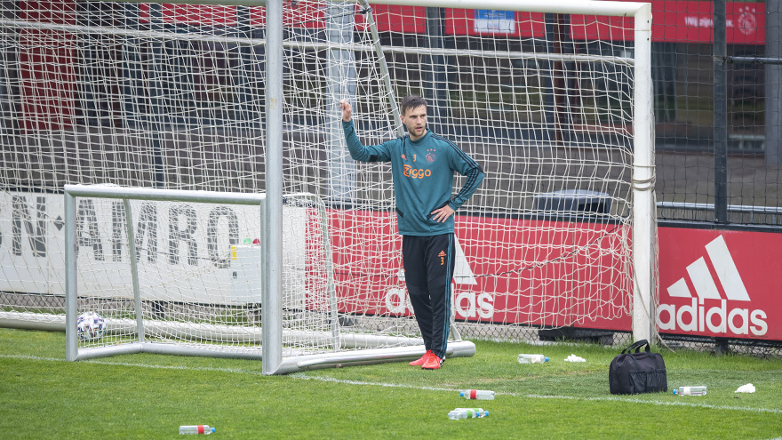 fotos-ajacieden-hervatten-training-in-drietallen-9