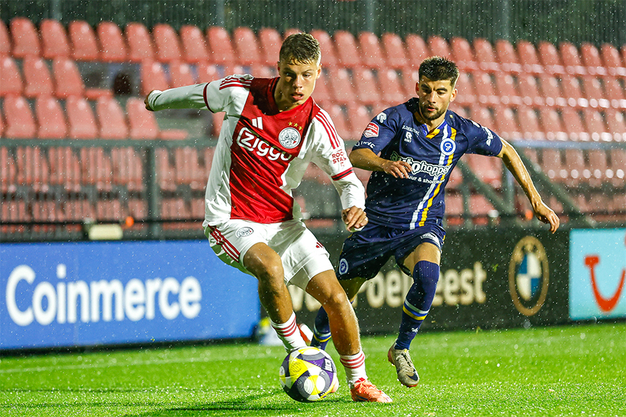 Steurjongajax