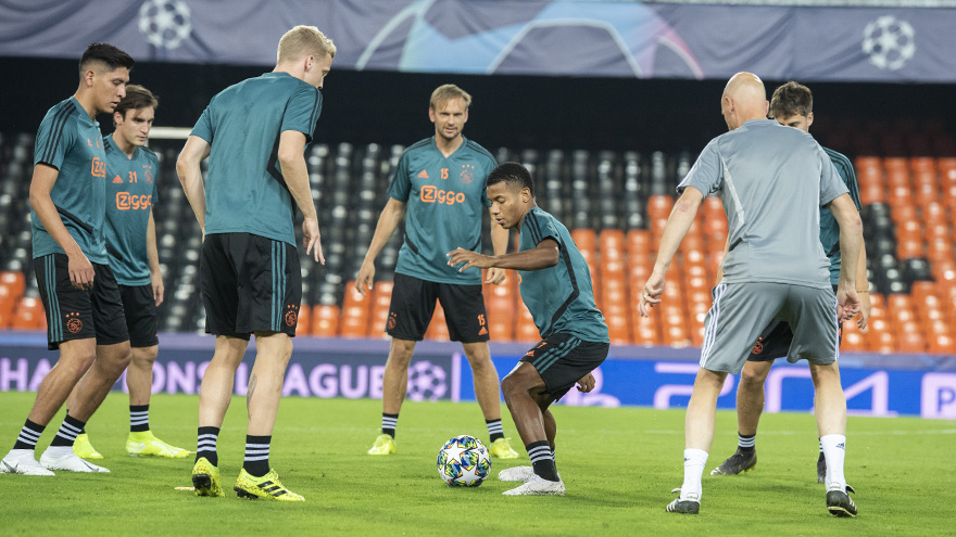 liveblog-valencia-ajax-terug-op-nederlandse-bodem-75