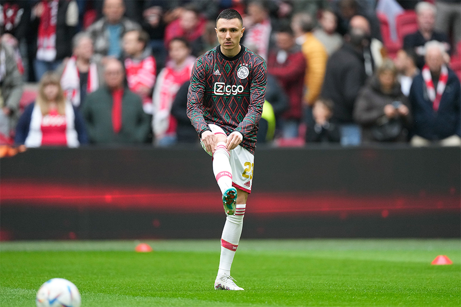 Berghuis Warming Up 900