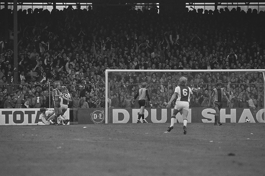 Go Ahead Eagles Ajax 80 81 900 AFC004000977 023