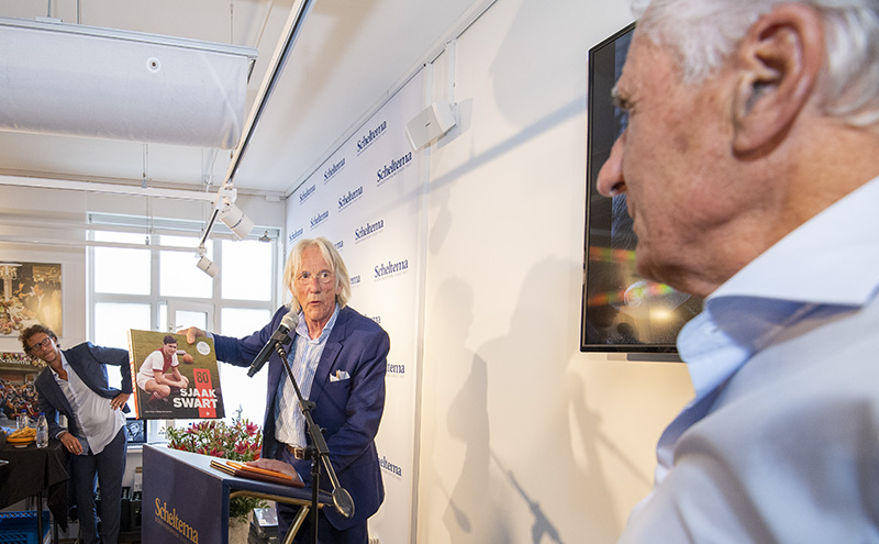 mister-ajax-friends-genieten-van-boekpresentatie-sjaak-swart-80-6