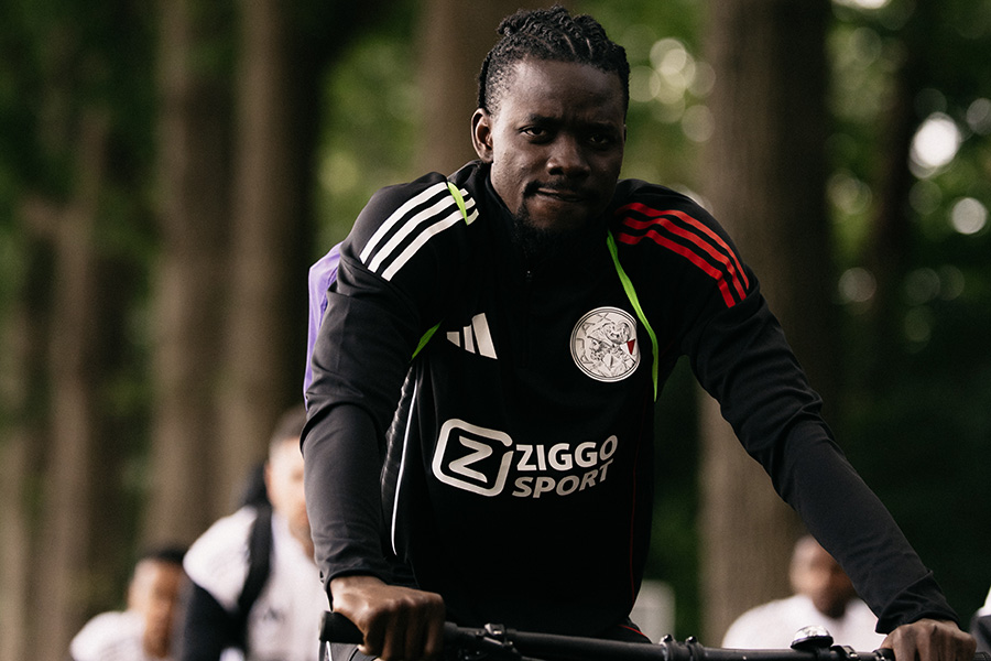 Aankomst Trainingsveld 8