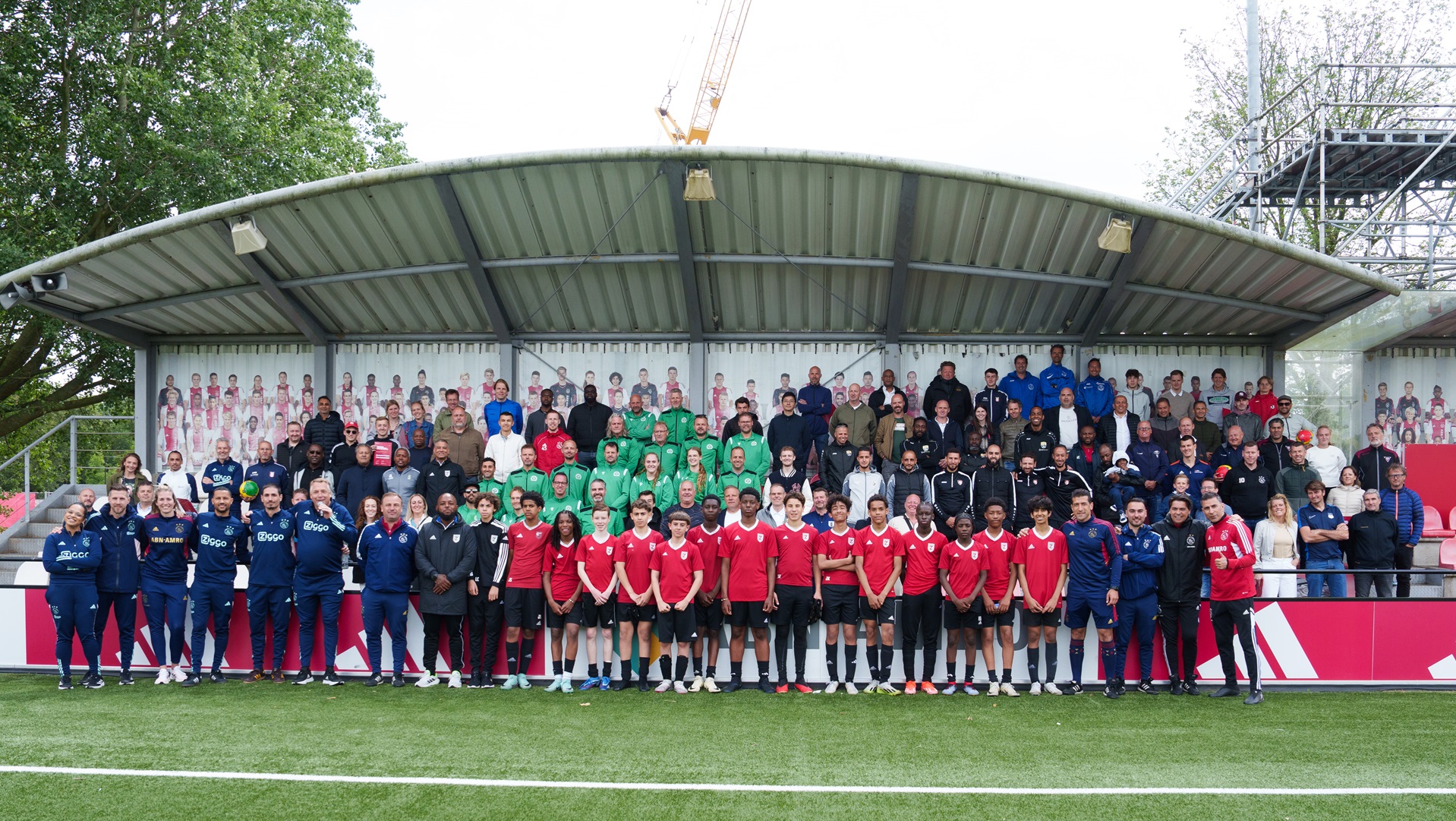 Slotbijeenkomst met partnerclubs: 'Opleiden zit in Ajax' DNA'