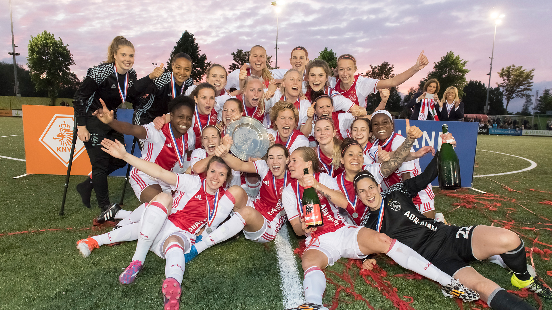 On This Day | Ajax Vrouwen vieren eerste landstitel