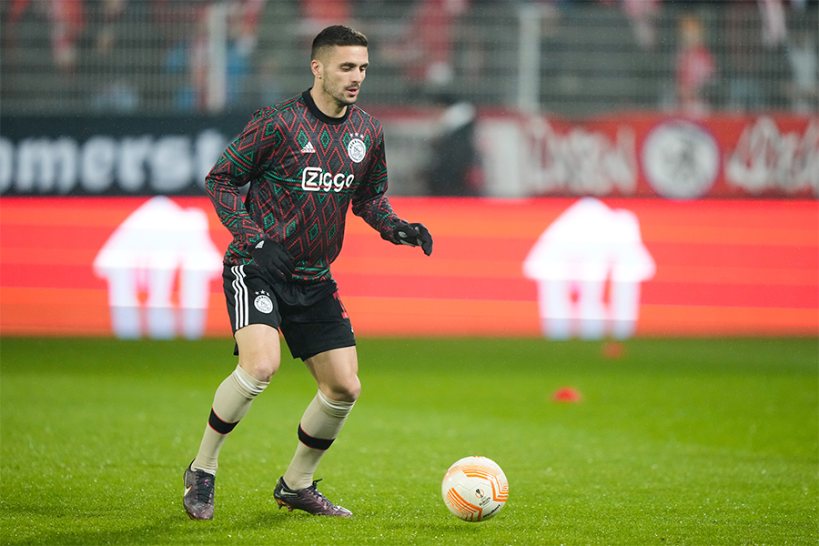 Tadic Warming Up Berlijn 900