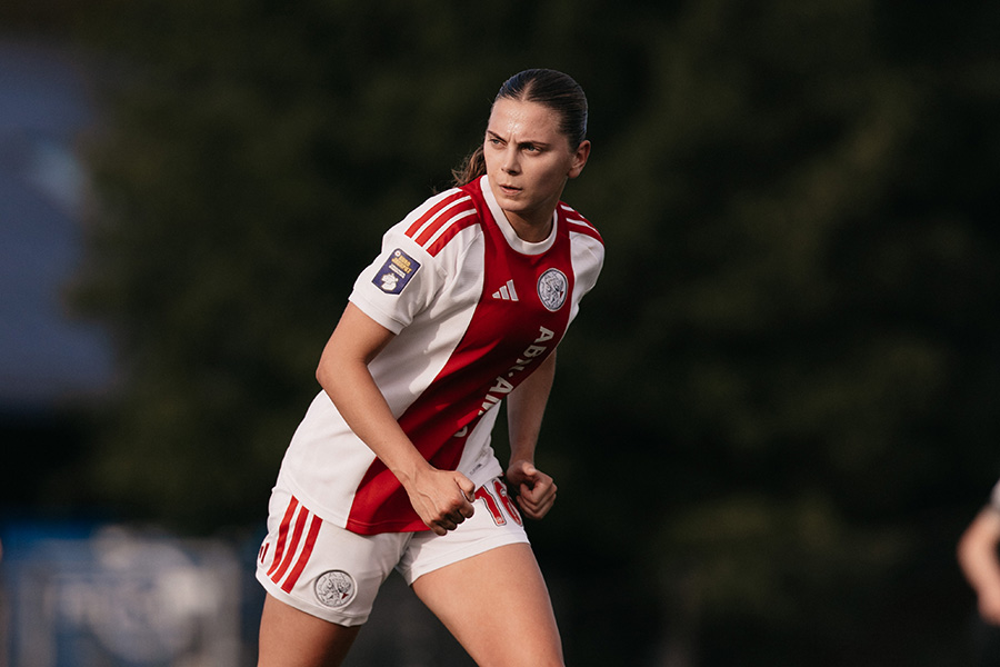 Ajaado Vrouwen9
