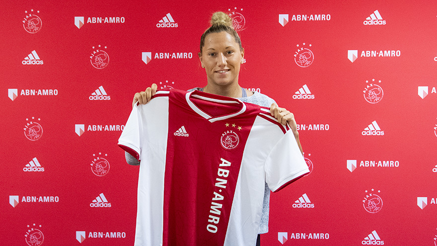 keeper-stephanie-bukovec-naar-ajax-vrouwen-3