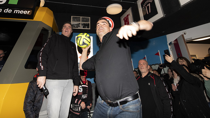 nieuwe-supportershome-van-ajax-is-een-feit-4