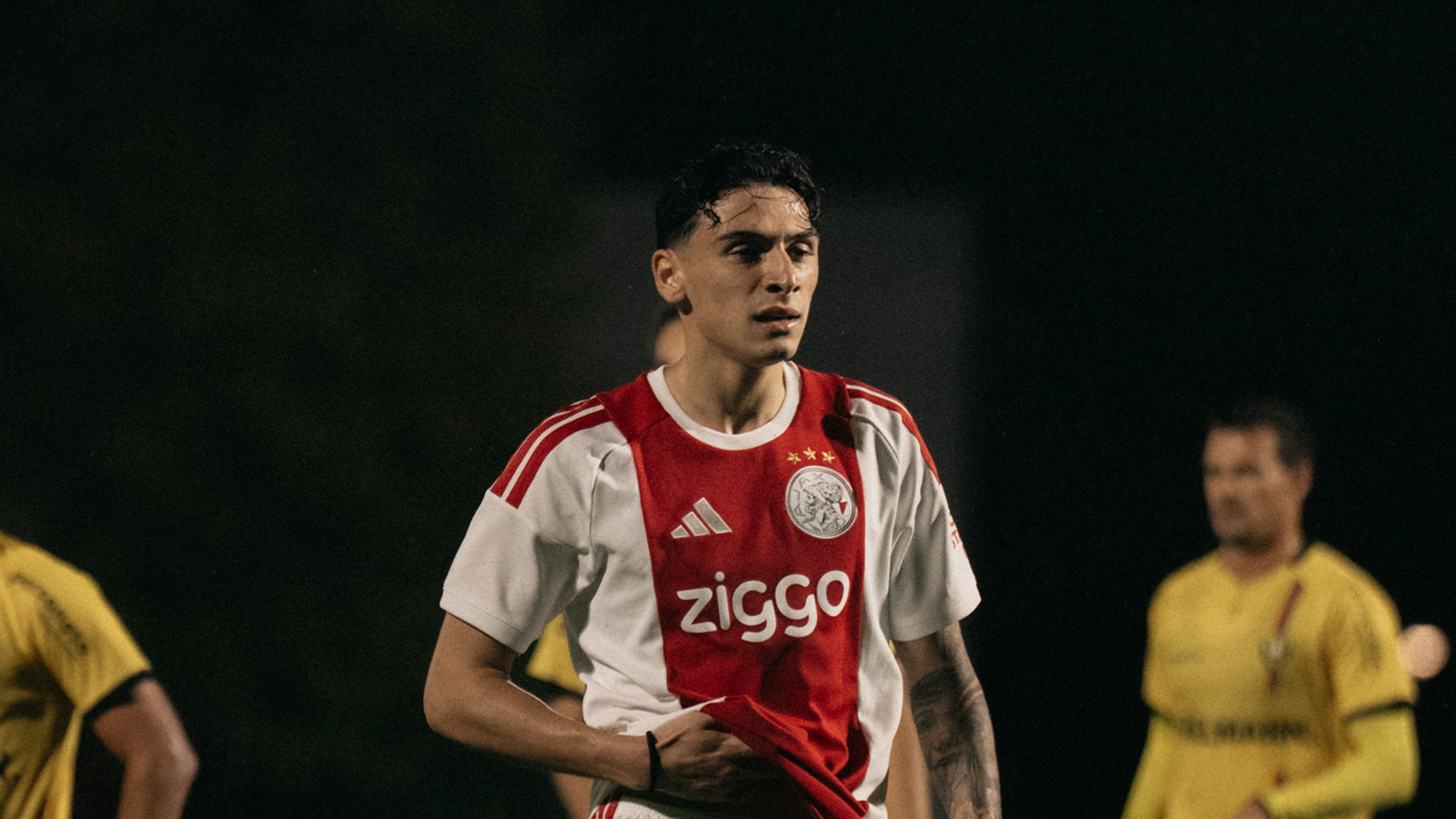 Jong Ajax beleeft tegen VVV-Venlo avond om snel te vergeten