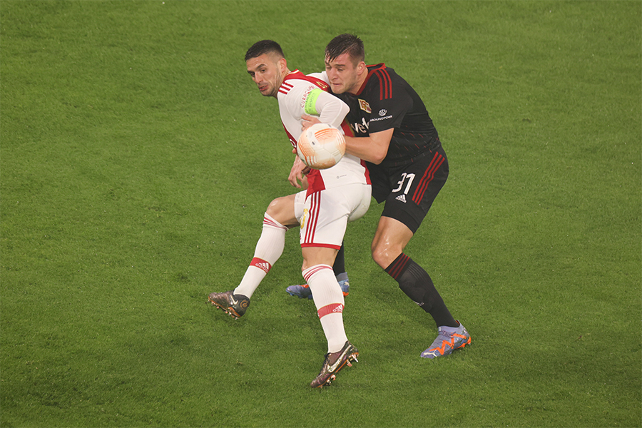 Tadic In Duel AJAFCU 900