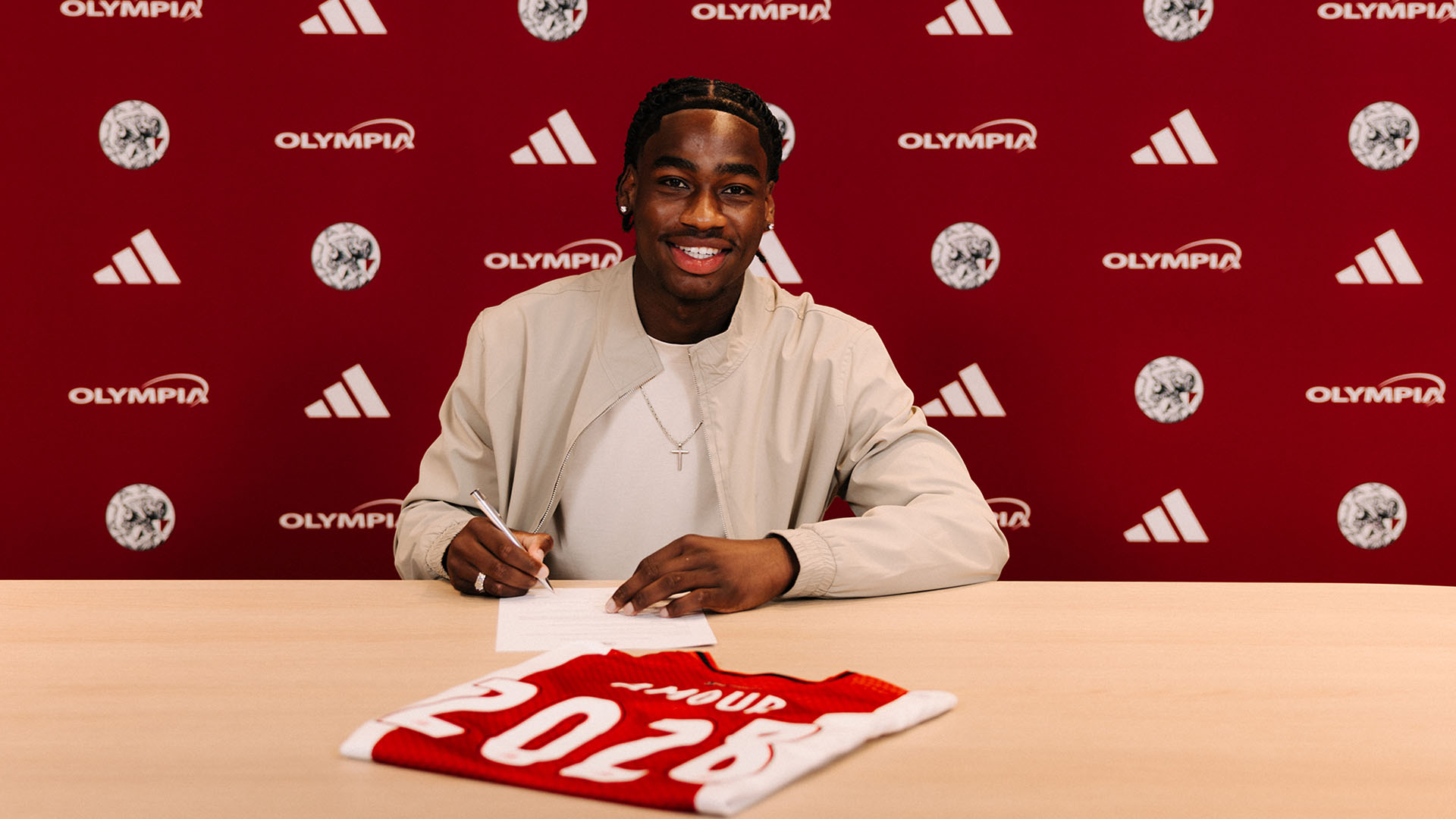 Ajax verpflichtet Jahyendrow Amour