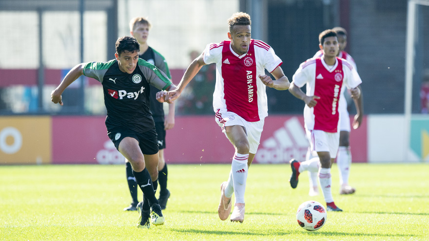 de-toekomst-o19-bijt-zich-stuk-op-fc-groningen-o16-ruim-langs-volendam-8