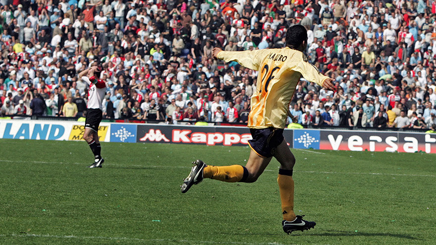 maduro-over-jongensboek-2005-mooiste-goal-uit-mijn-carriere-