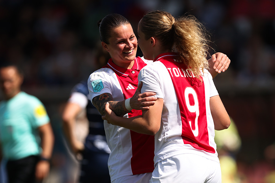 Ajax VR Telstar 10