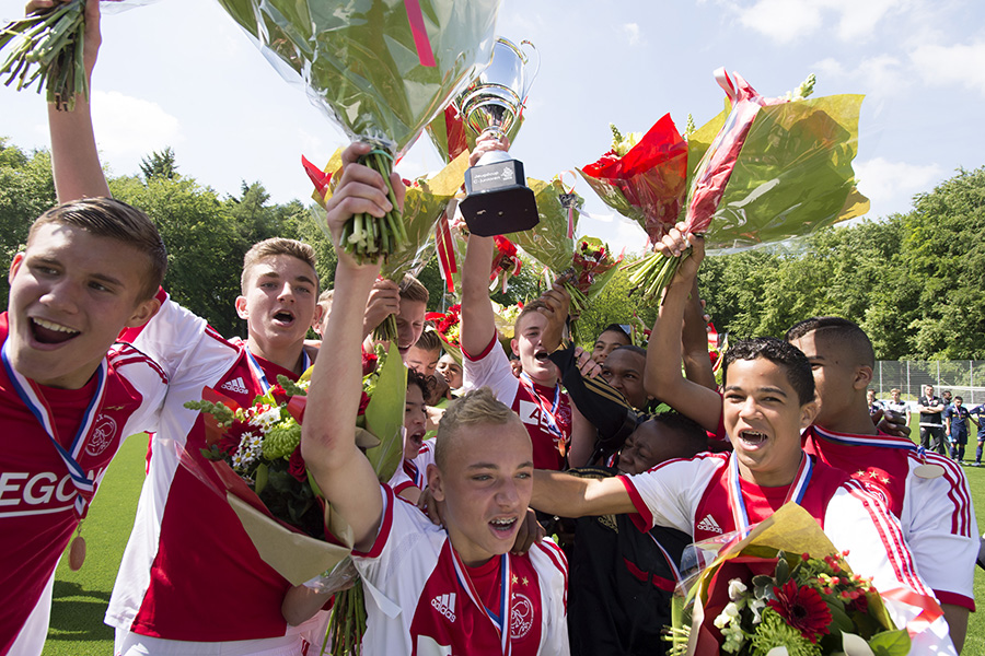 Kluivert Team Van Toen 7