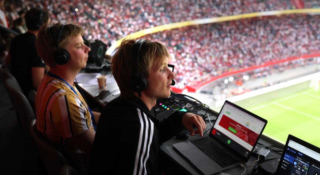 Luister naar FC Volendam - Ajax via Ajax Radio - AFC Ajax