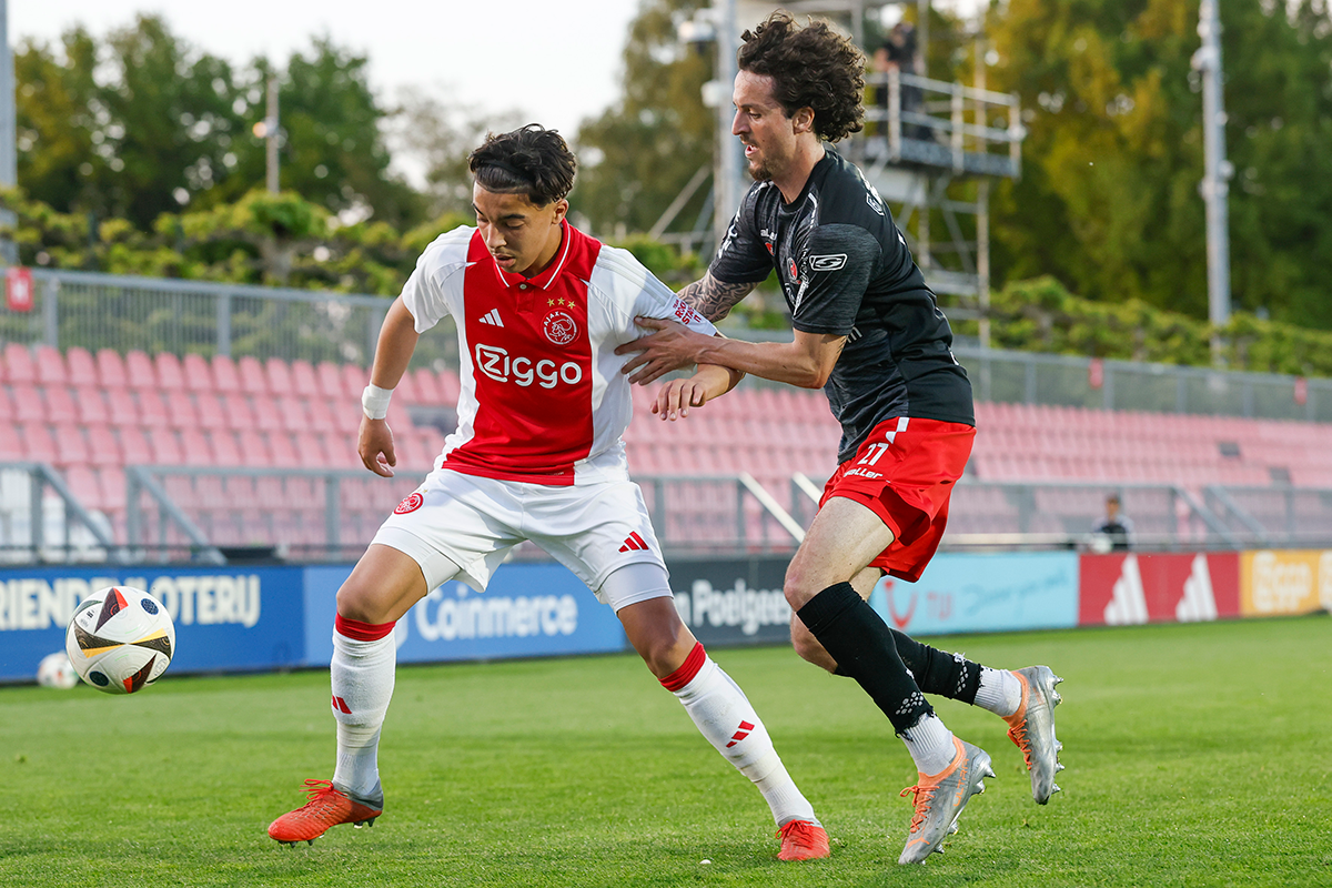 Jong Ajax Helmond Sport2