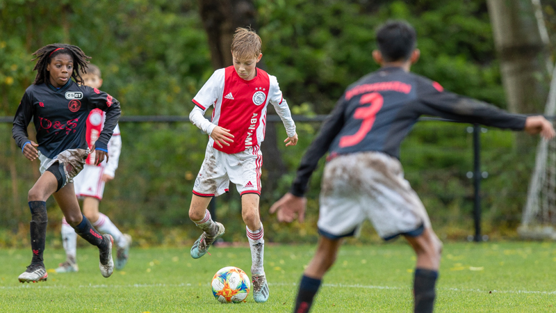 toekomst-alert-pijnlijke-nederlaag-ajax-o19-7