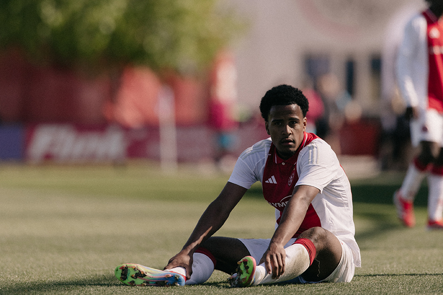 Ajax Athletic 900 13