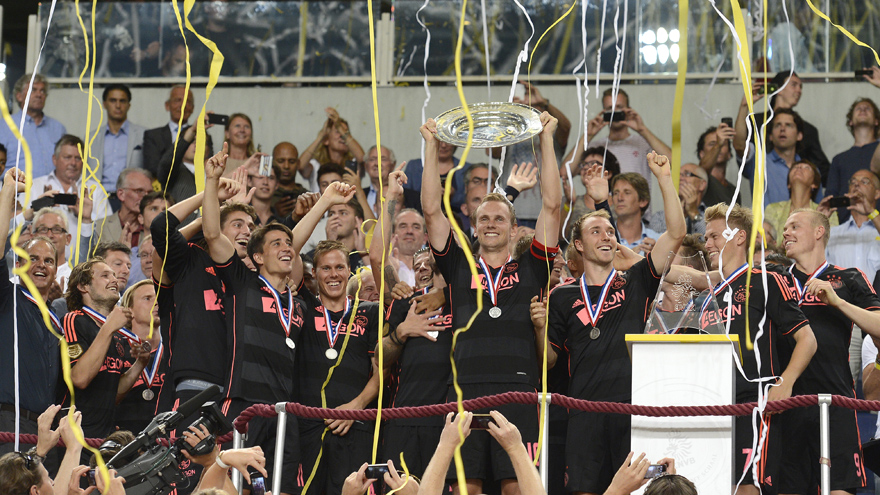 preview-trapt-ajax-meteen-af-met-een-prijs-1