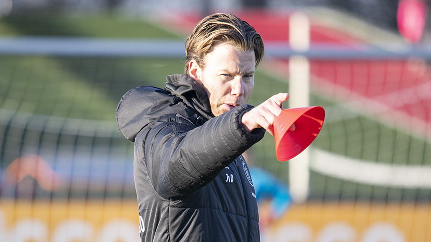 toekomst-alert-ruime-zege-in-klassieker-en-winst-voor-ajax-o19--28
