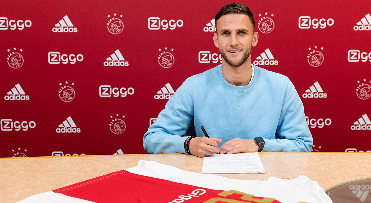 Van den Boomen naar Ajax