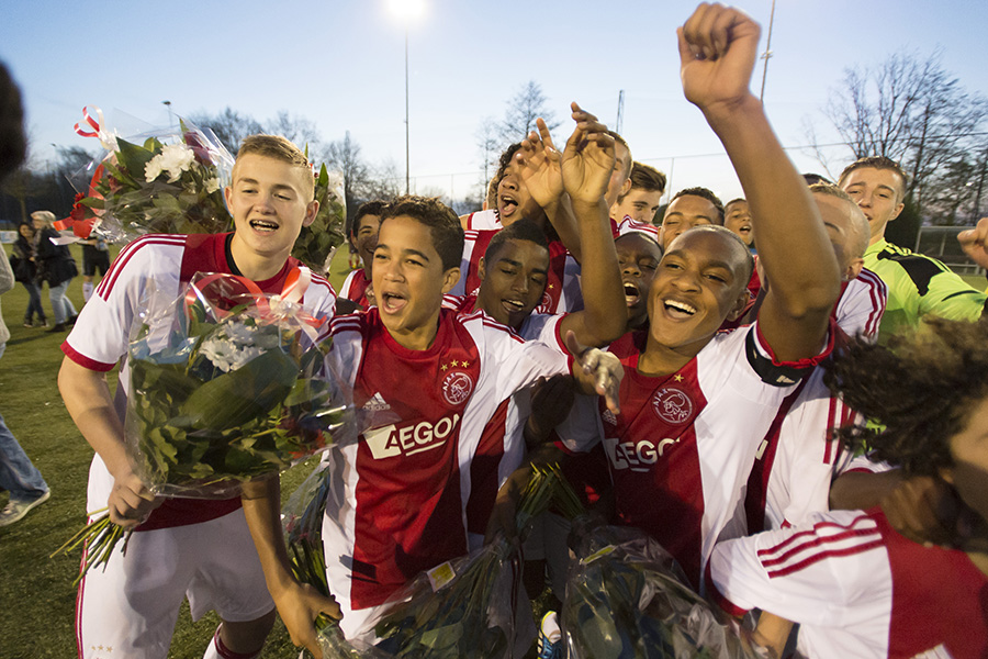 Kluivert Team Van Toen 10