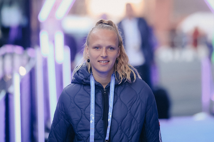 Aankomstvrouwen900 2