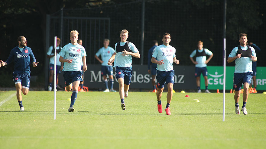 training Ajax 1