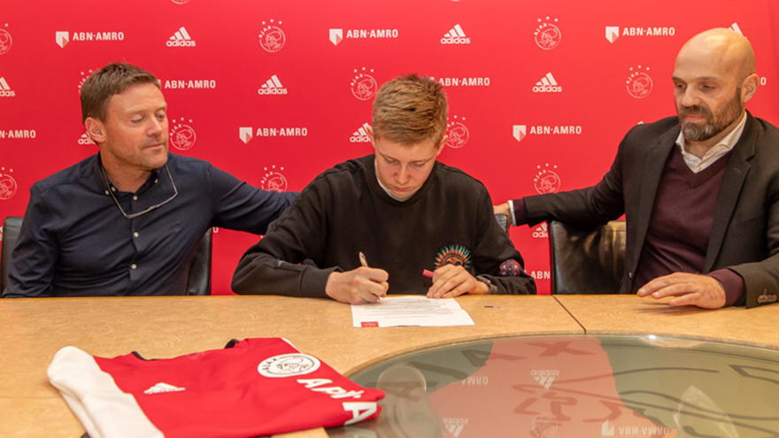 ajax-contracteert-kristian-hlynsson-2