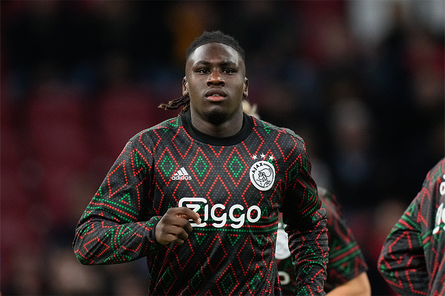 Bassey Warming Up 900 AJAGAE