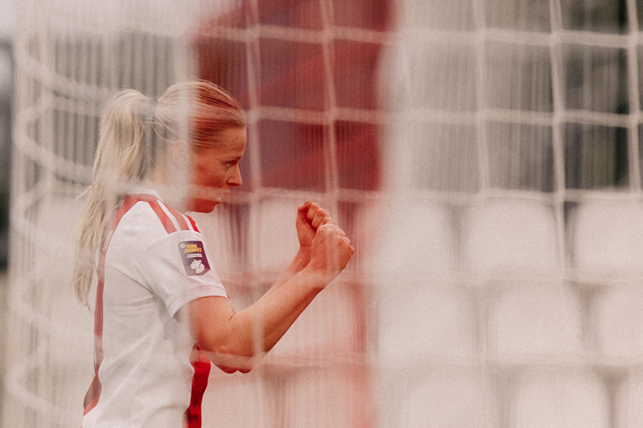 Noordamajaxvrouwenaz