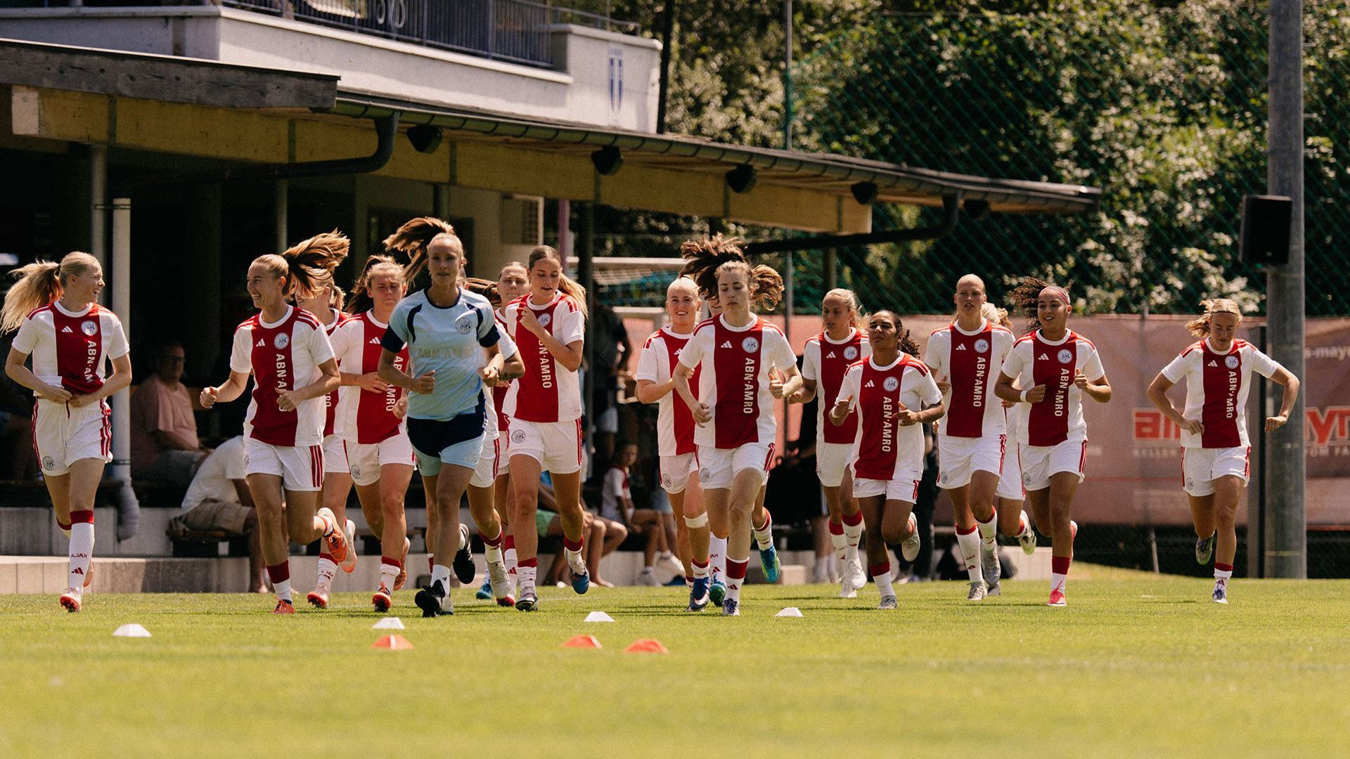 Ajax Vrouwen1920