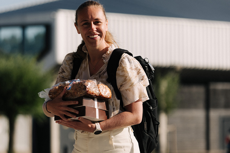 Aankomst Ajax Vrouwen 1
