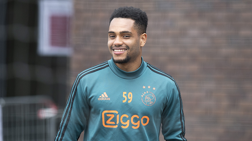 fotos-ajacieden-hervatten-training-in-drietallen-38