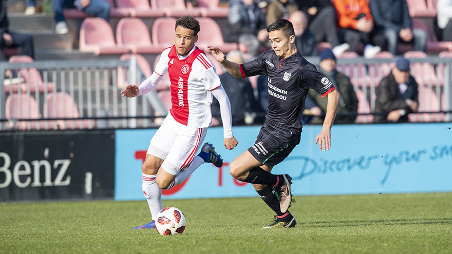 toekomst-alert-ruime-zege-in-klassieker-en-winst-voor-ajax-o19--6