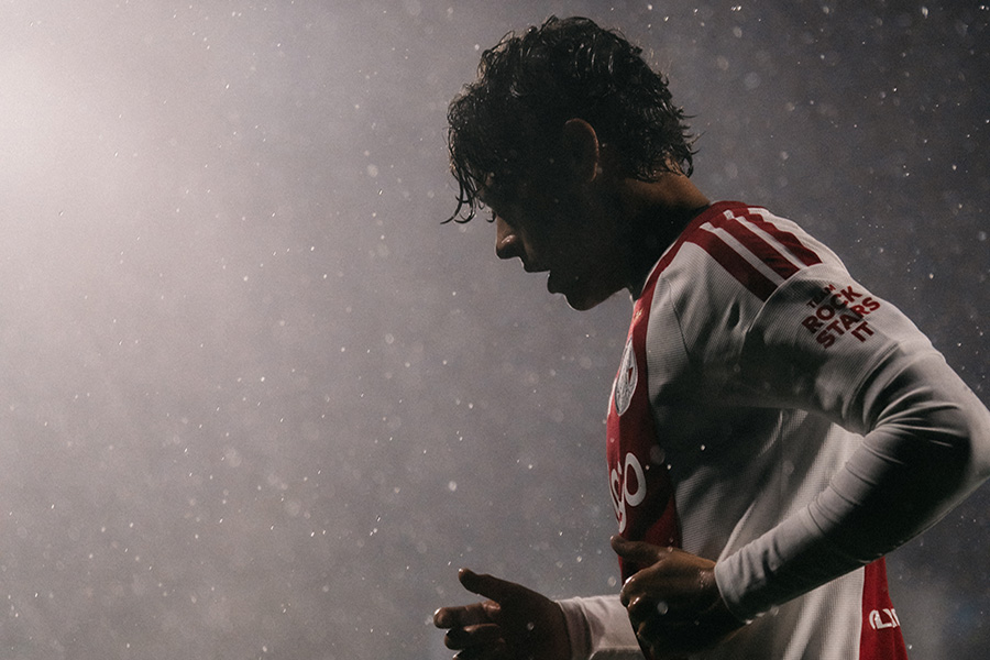Jong Ajax VVV Sfeer 900