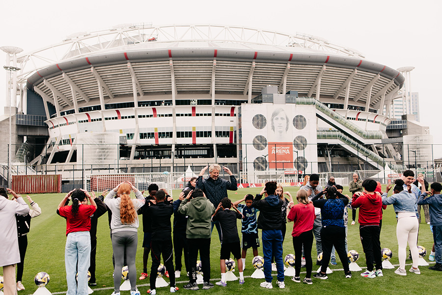 Ajax Foundation 900 32